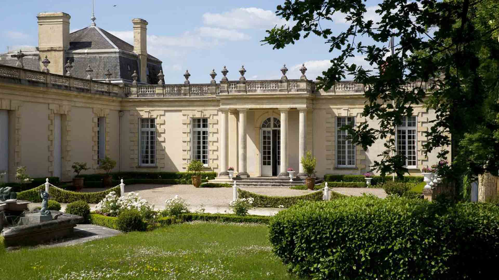 Château Haut Sarpe Image