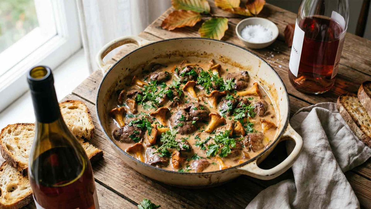 Fricassée de foies de volailles aux girolles et au rosé