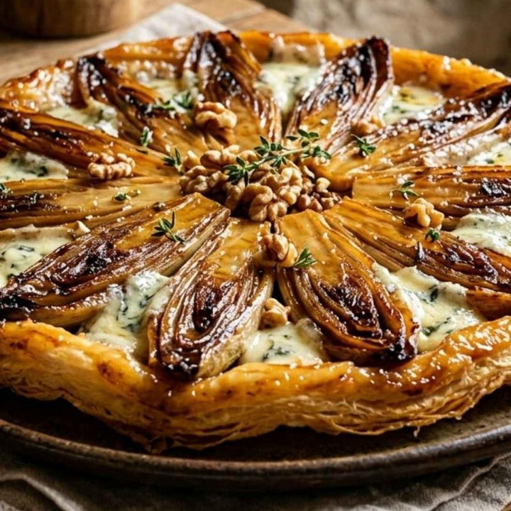 Tarte tatin d'endives caramélisées au roquefort