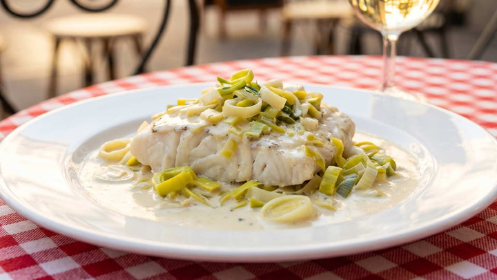 Filet de turbot poché à la crème de roussanne et poireaux